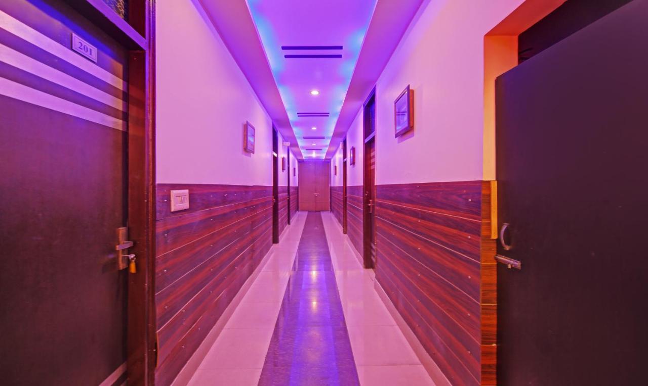 Itsy By Treebo - Royale Inn ميروت المظهر الخارجي الصورة