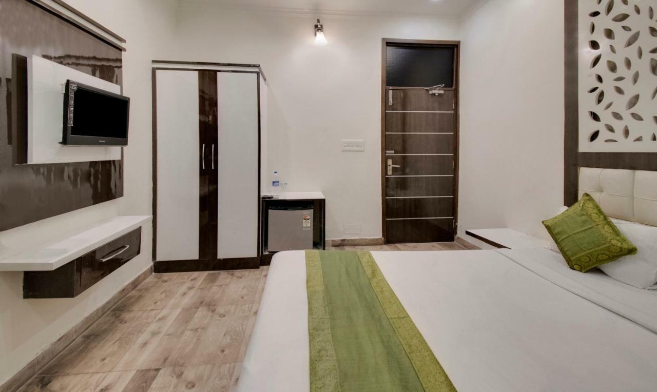 Itsy By Treebo - Royale Inn ميروت المظهر الخارجي الصورة