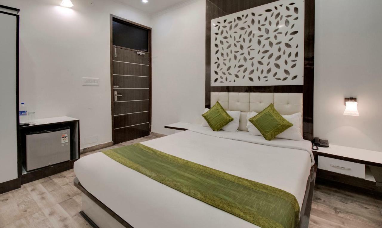 Itsy By Treebo - Royale Inn ميروت المظهر الخارجي الصورة