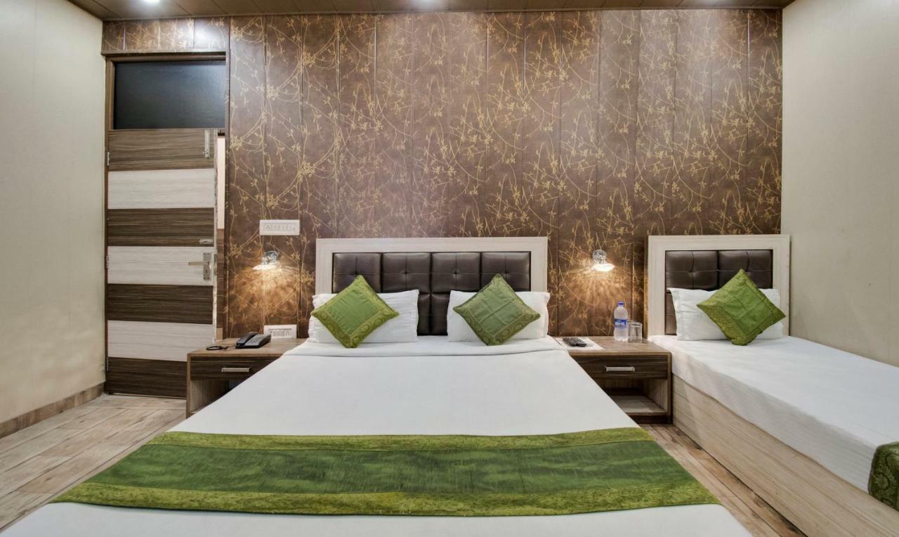 Itsy By Treebo - Royale Inn ميروت المظهر الخارجي الصورة